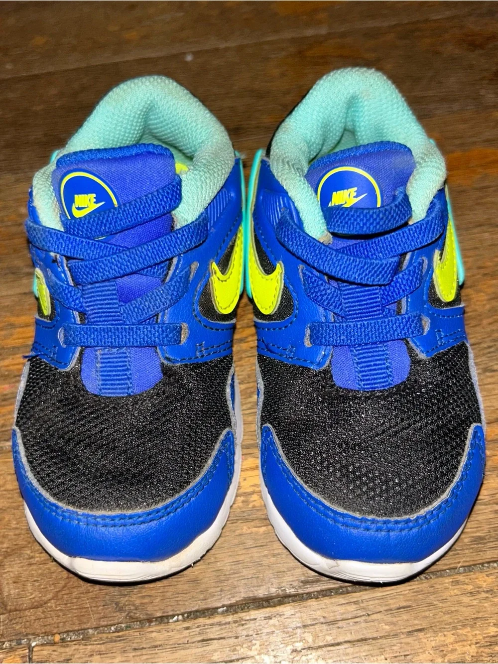 Nike Kids Blue, Black & Yellow Casual Sneakers